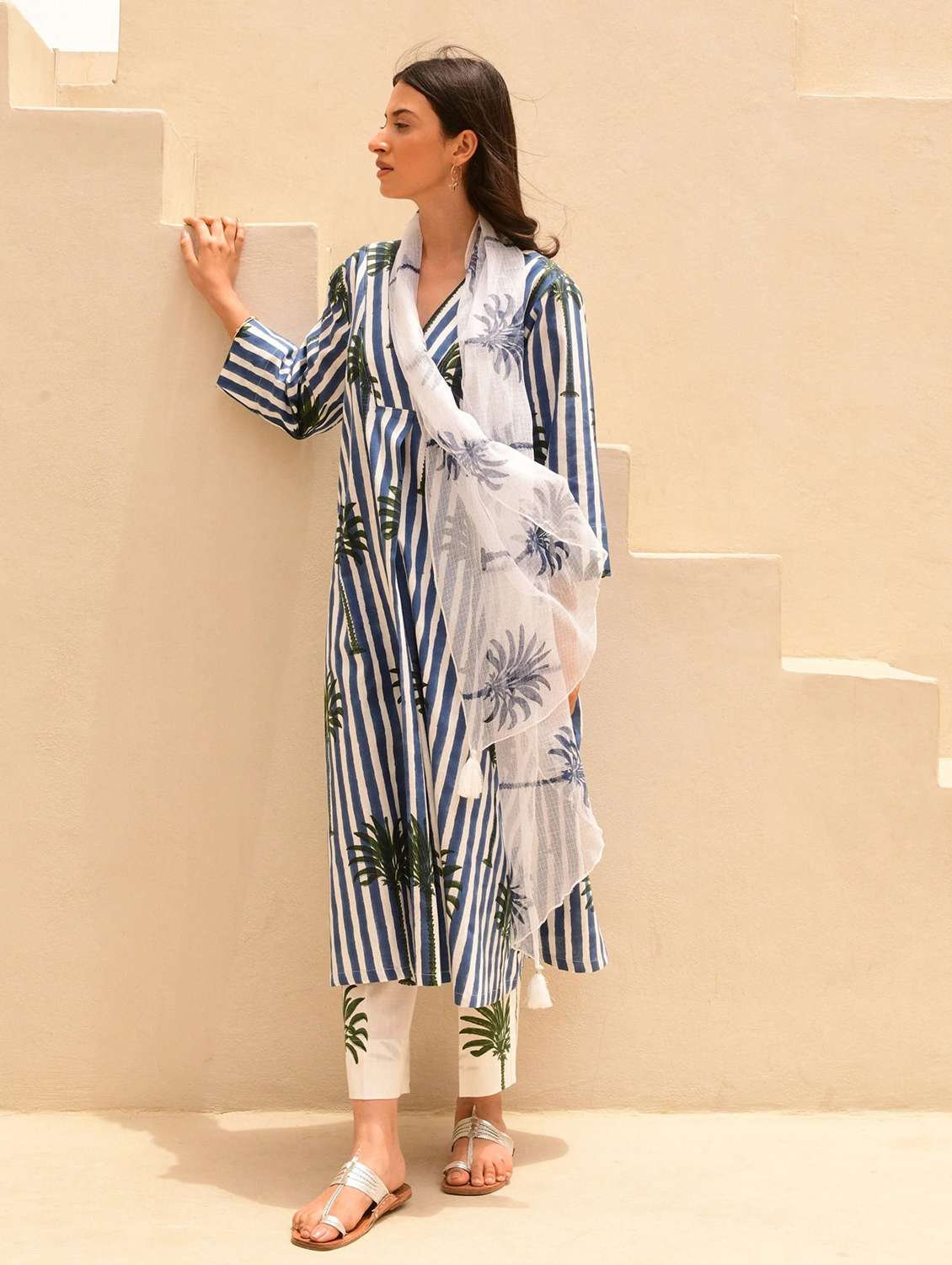 women printed three quarter sleeve kurta pant with dupatta set - 22393584 -  Standard Image - 3