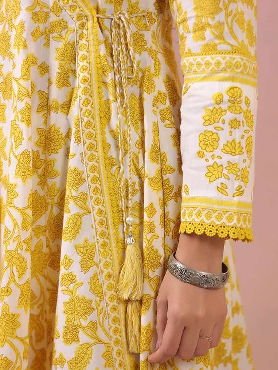 women printed long sleeve kurta pant with dupatta set - 22393591 -  Standard Image - 3