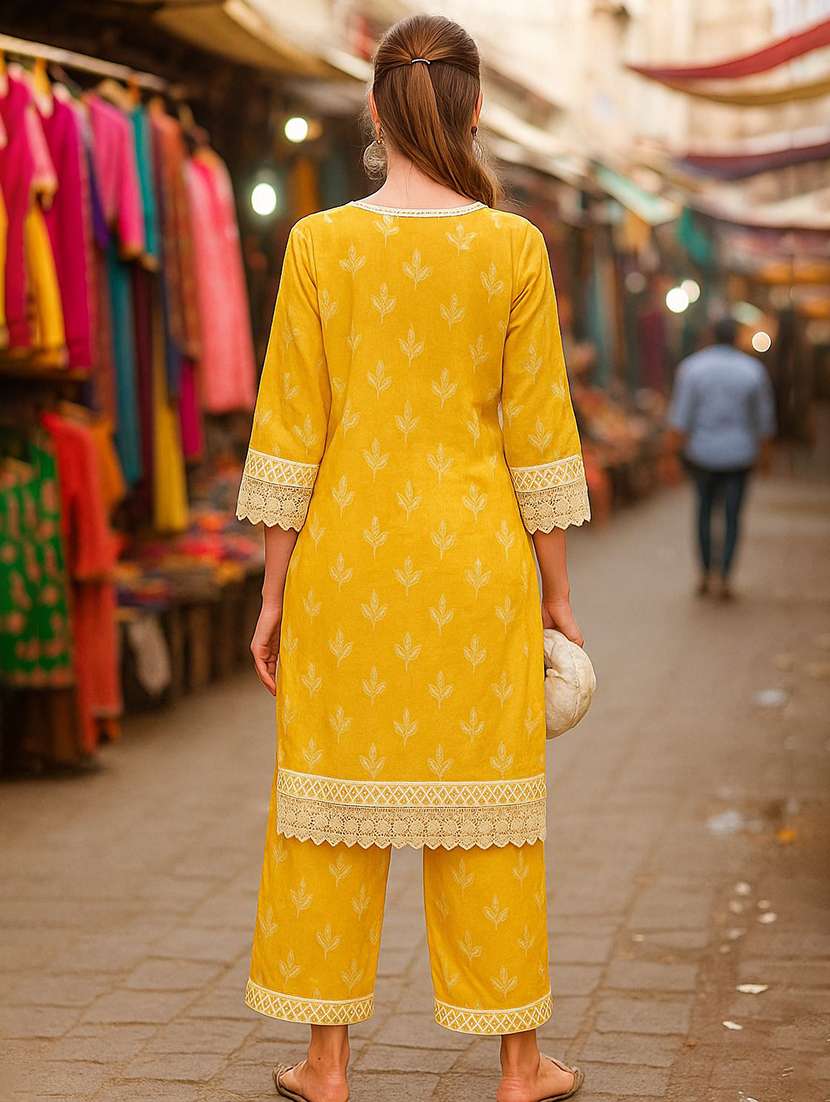 women printed three quarter sleeve kurta pant set - 22393654 -  Standard Image - 3