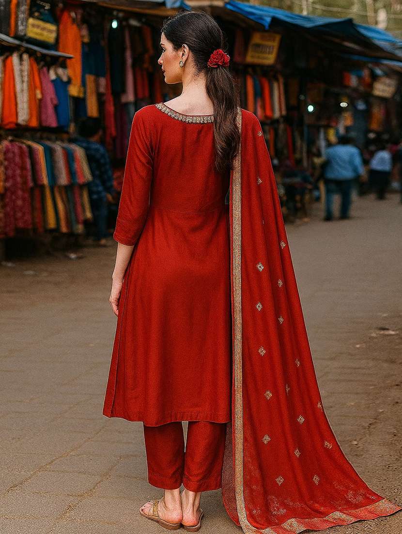 women self design three quarter sleeve kurta pant with dupatta set - 22393669 -  Standard Image - 3