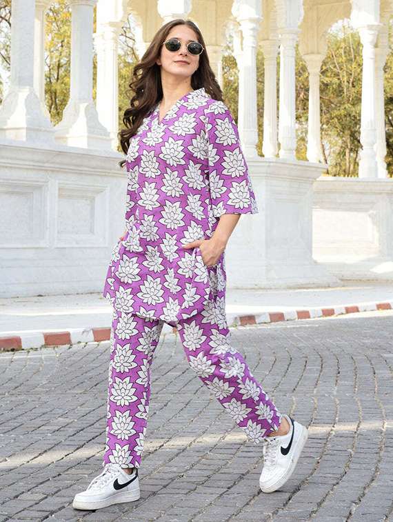 women printed three quarter sleeve ethnic co-ord set