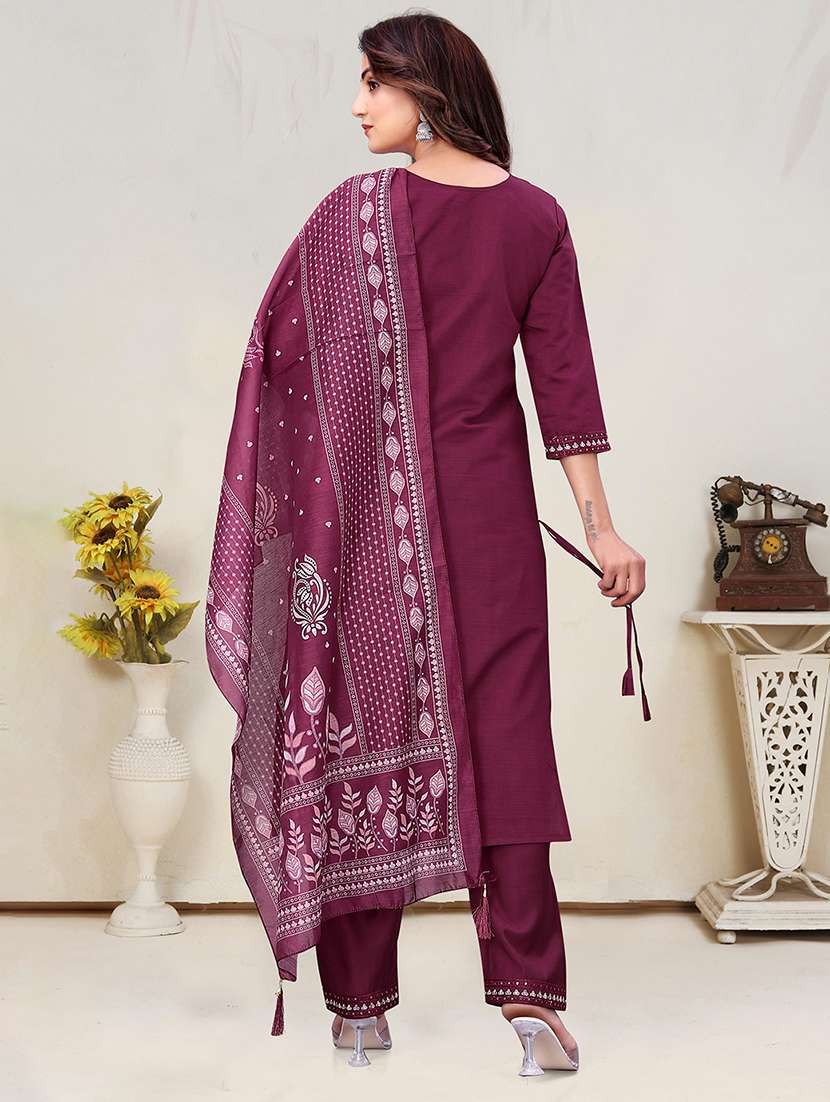 women solid with work three quarter sleeve kurta pant with dupatta set - 22393896 -  Standard Image - 3