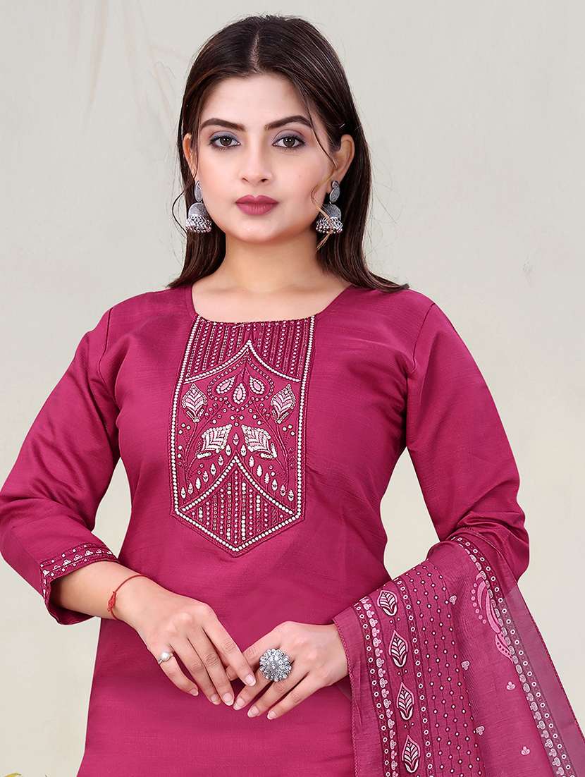 women solid with work three quarter sleeve kurta pant with dupatta set - 22393897 -  Standard Image - 3
