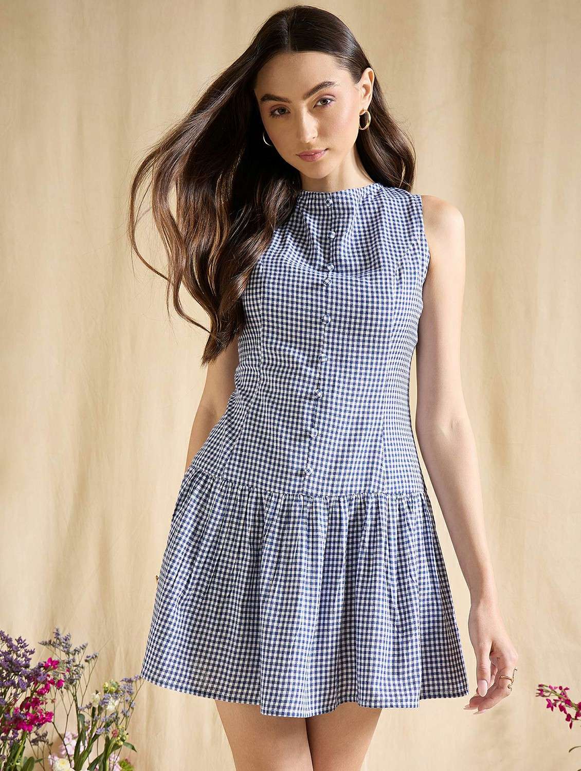 women checkered sleeveless tiered dress