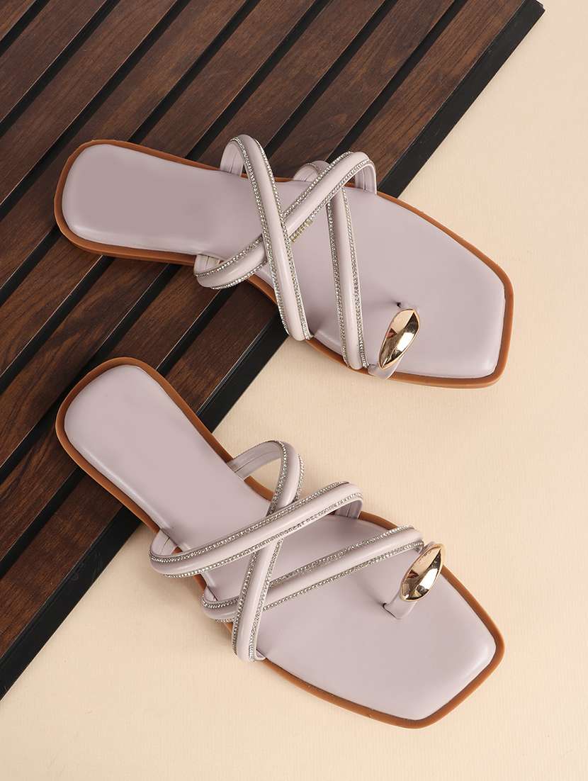 women solid slip on flat sandals