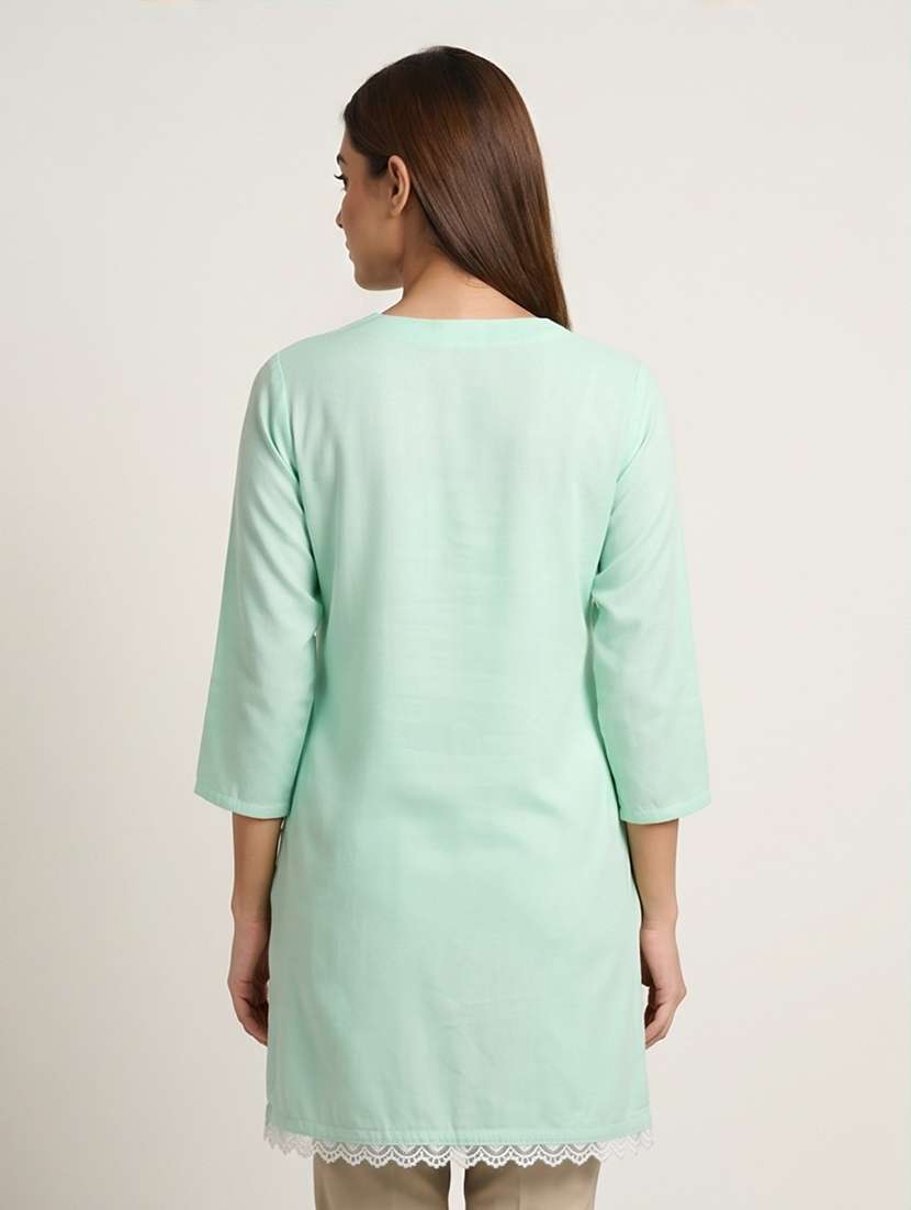 Women Embroidered Long Sleeves Straight Kurta - 22394174 -  Standard Image - 3
