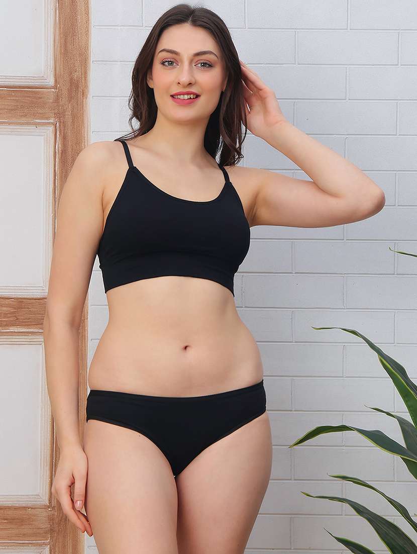 women solid sports bra and panty set