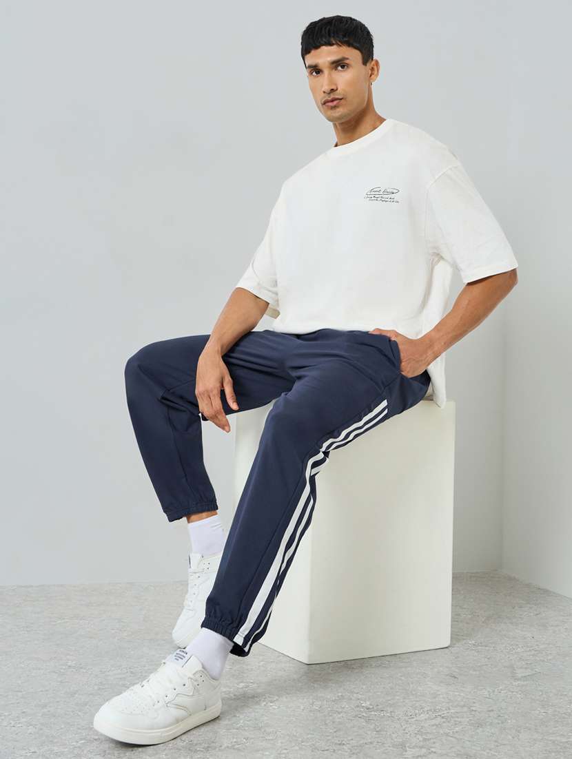 men side taped mid rise relaxed fit jogger - 22394918 -  Standard Image - 3