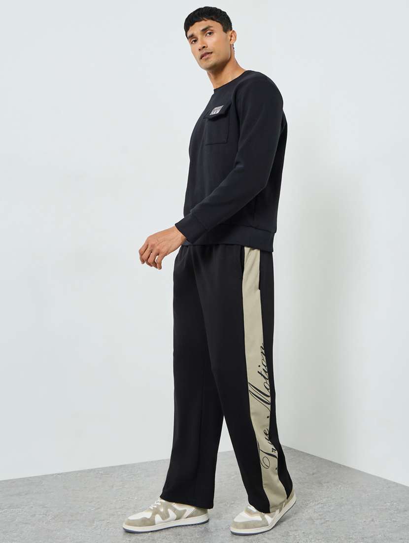 men typographic mid rise full length track pant - 22394924 -  Standard Image - 3