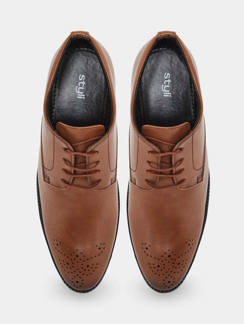 men solid lace up brogues - 22394984 -  Standard Image - 3