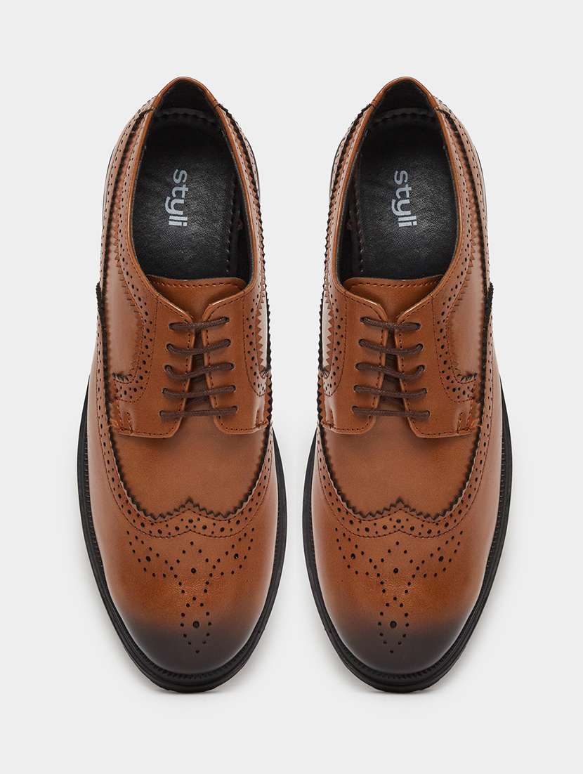 men solid lace up brogues - 22394986 -  Standard Image - 3