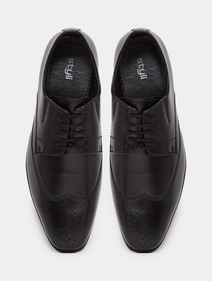 men solid lace up brogues - 22394988 -  Standard Image - 3