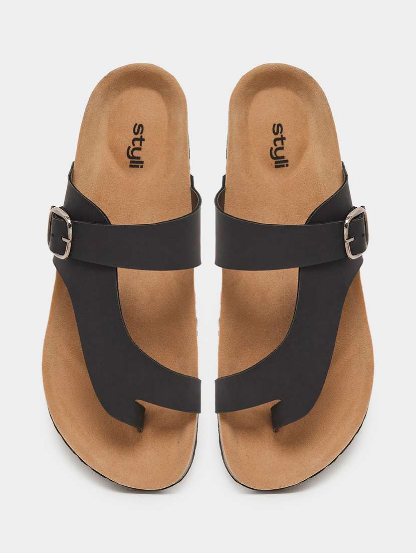 men solid one toe sandal  - 22395019 -  Standard Image - 3