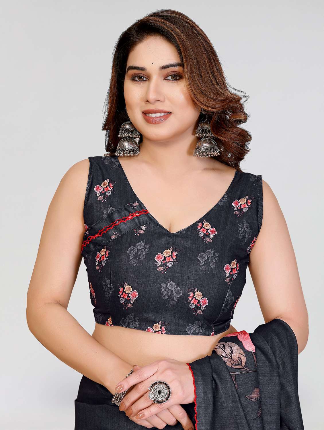 women floral printed saree with blouse - 22395042 -  Standard Image - 5