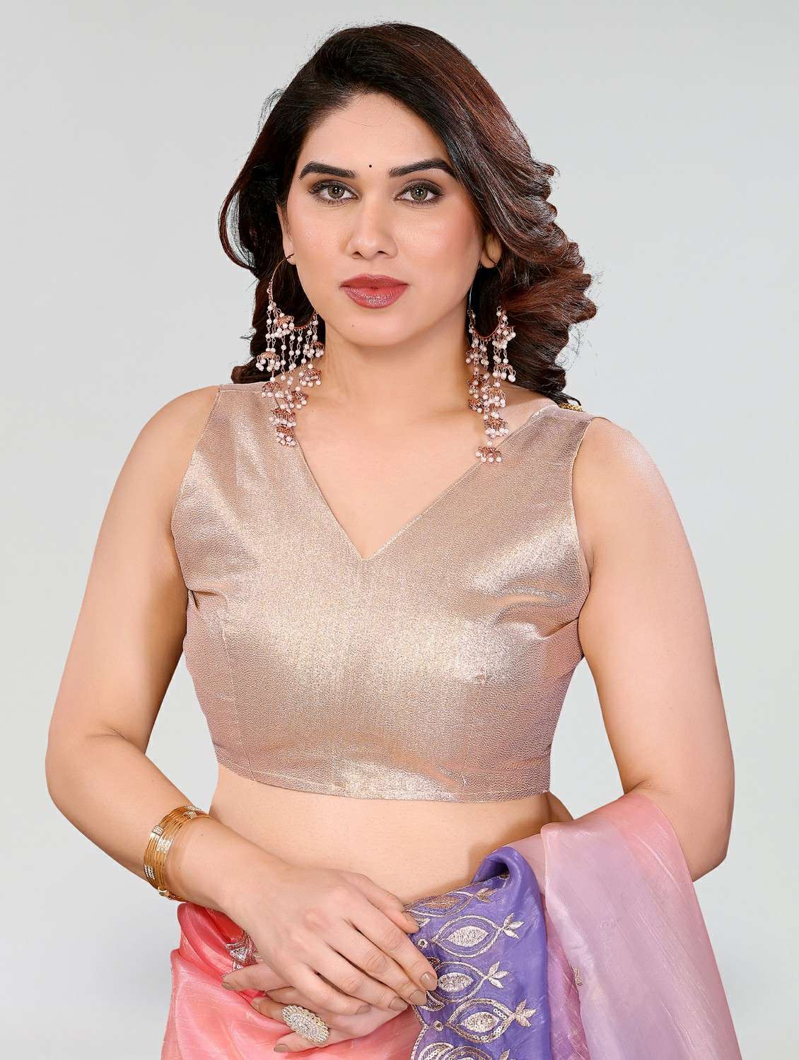 women ombre embroidered saree with blouse - 22395063 -  Standard Image - 5