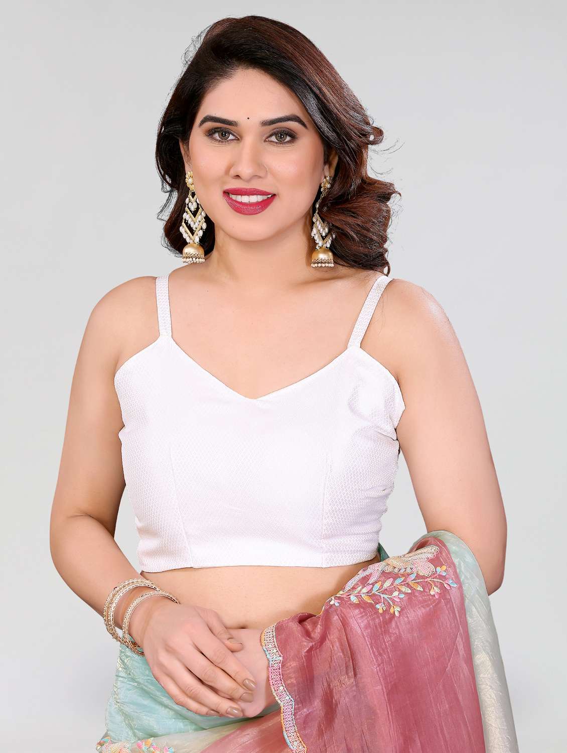 women ombre embroidered saree with blouse - 22395065 -  Standard Image - 5