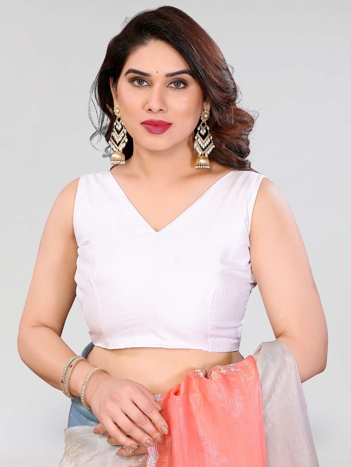 women ombre embroidered saree with blouse - 22395067 -  Standard Image - 5