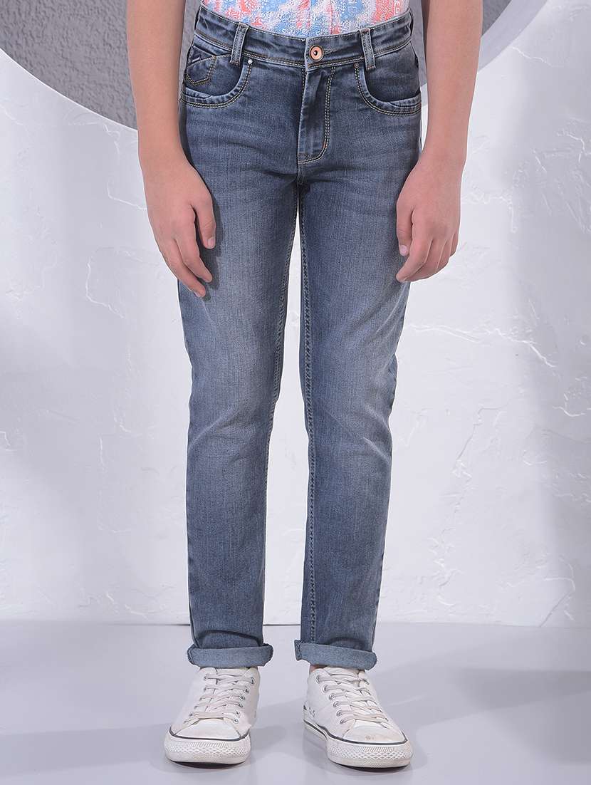 boys solid mid rise slim fit jeans