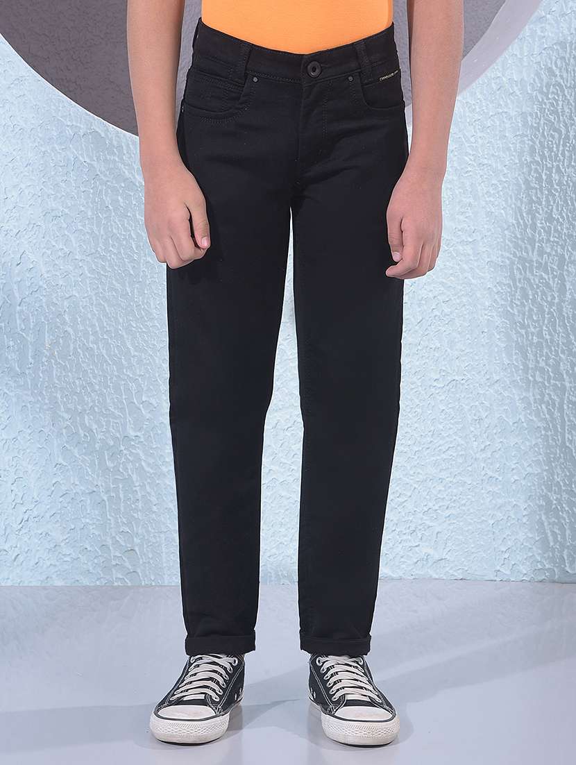 boys solid mid rise relaxed fit jeans