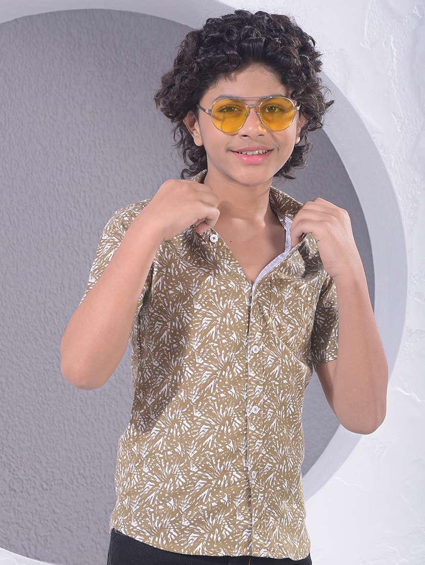 boys collared short sleeve shirt