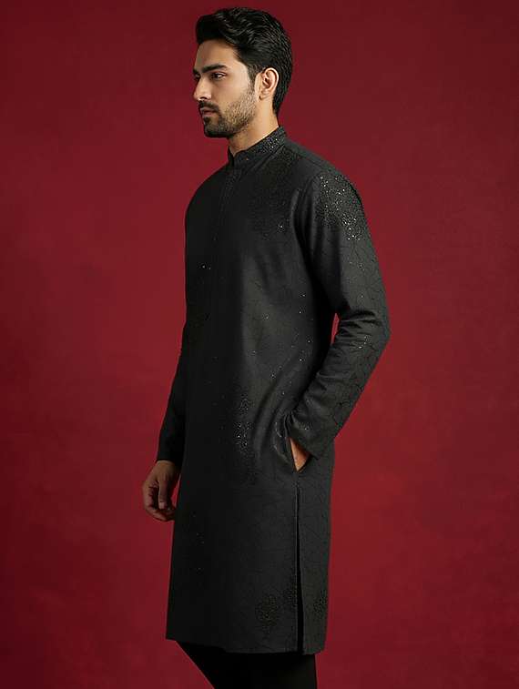 men solid with work mandarin neck long kurta - 22395535 -  Standard Image - 3