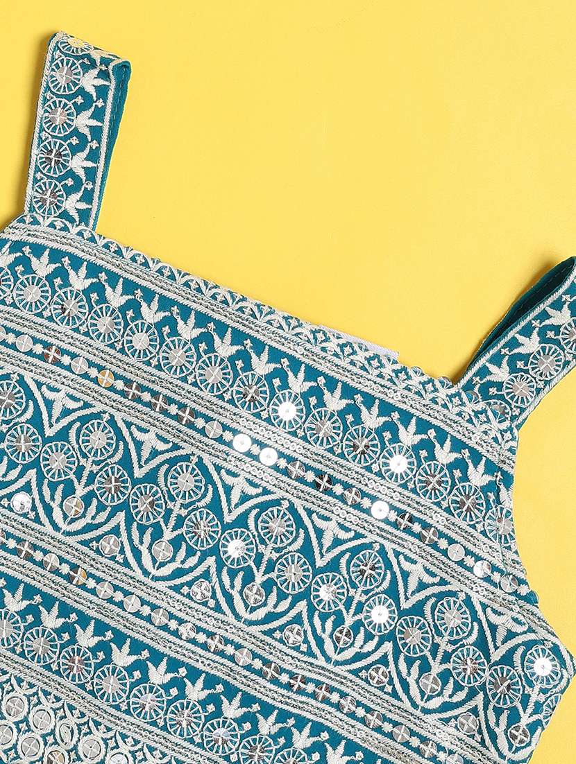 girls embroidered sleeveless kurta palazzo set - 22395722 -  Standard Image - 5