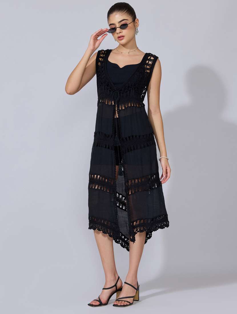 women self designed sleeveless crochet shrug