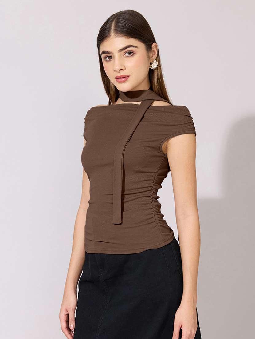 women solid off shoulder top with neck tie - 22396136 -  Standard Image - 3