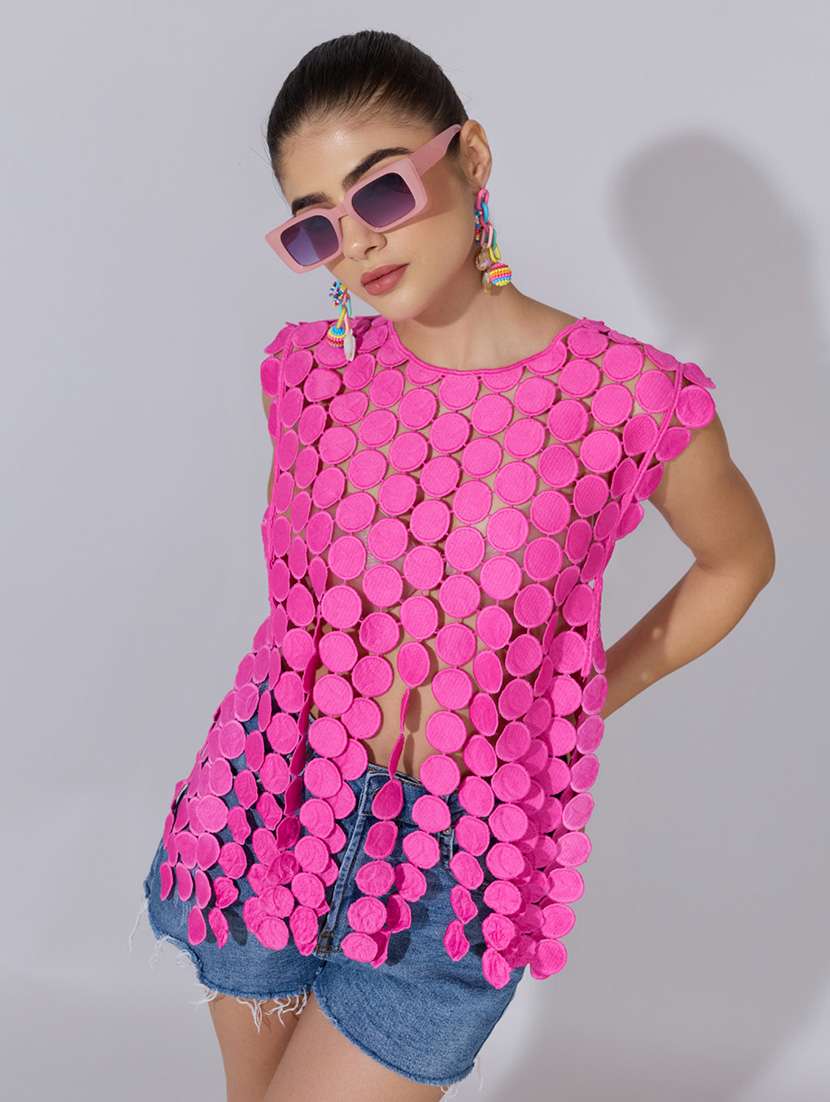 women self designed sleeveless sheer top