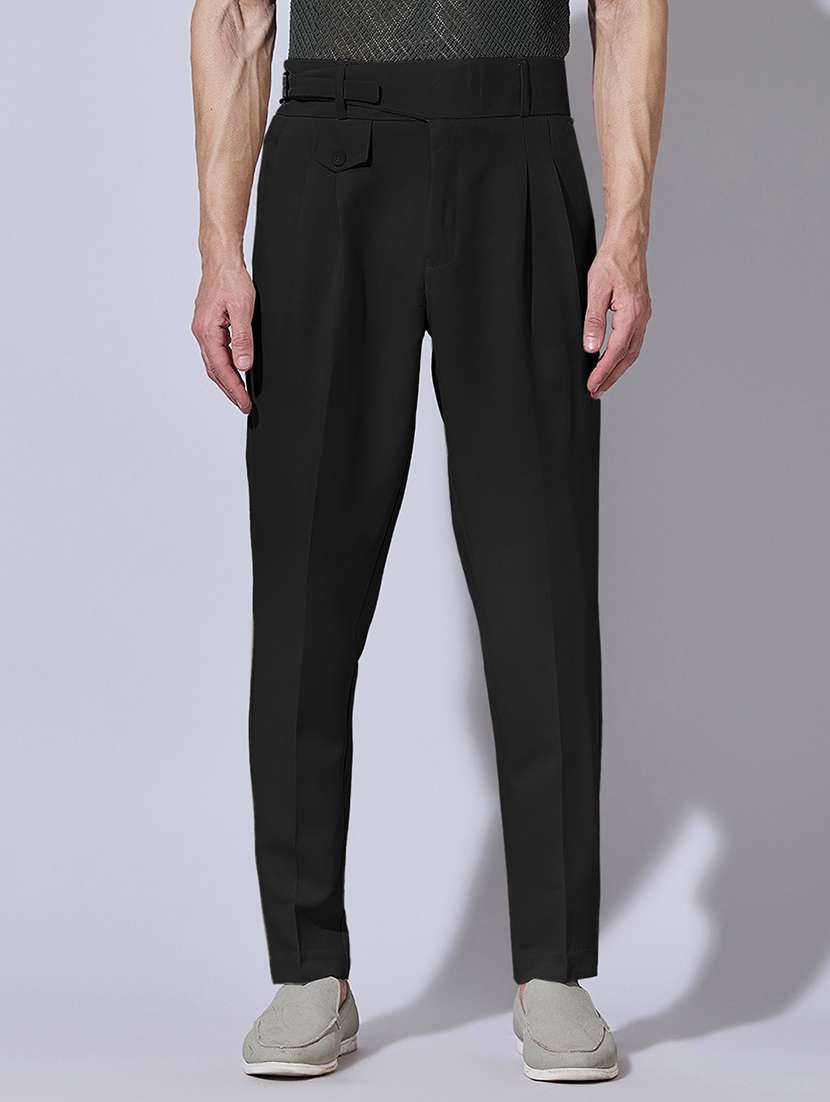men solid mid rise pleated casual trouser