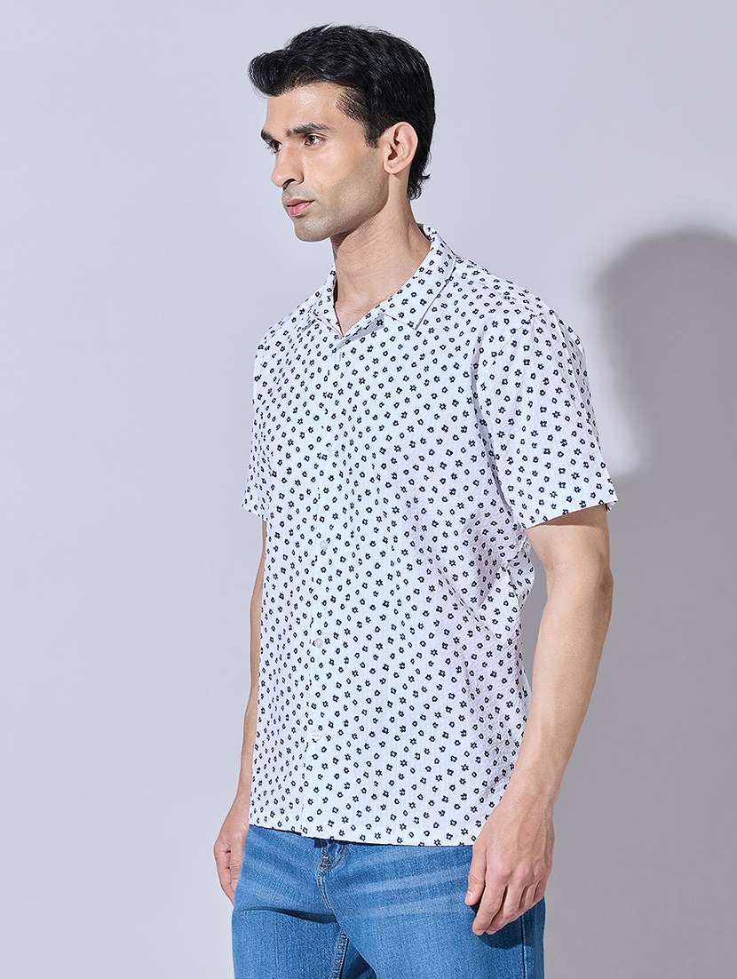 men printed short sleeve regular fit casual shirt - 22396286 -  Standard Image - 3