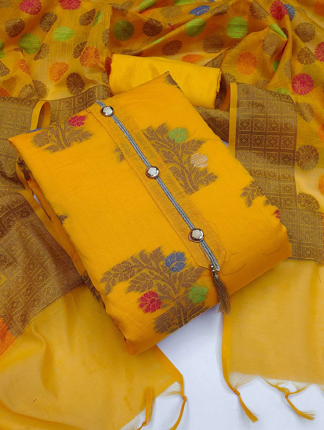 women self design unstitched suit set