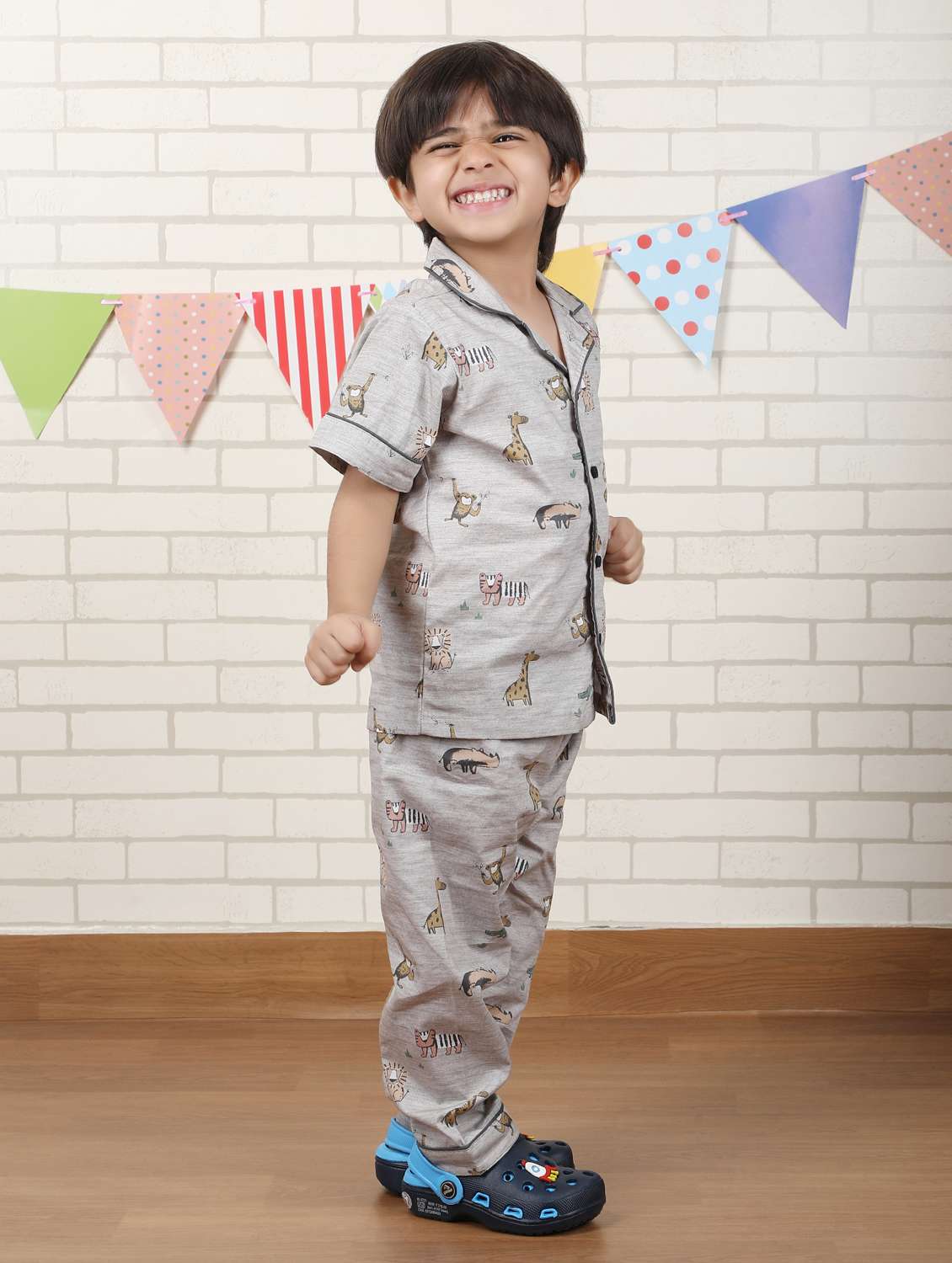 kids printed nightwear pyjama set
