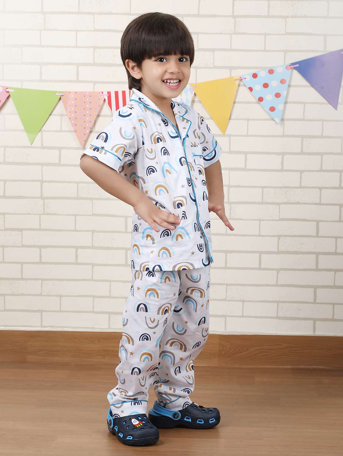 kids printed nightwear pyjama set