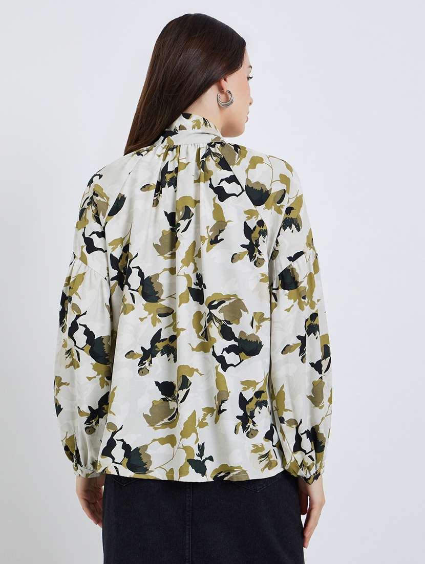 women printed tie-up neck puff sleeve top - 22397987 -  Standard Image - 3