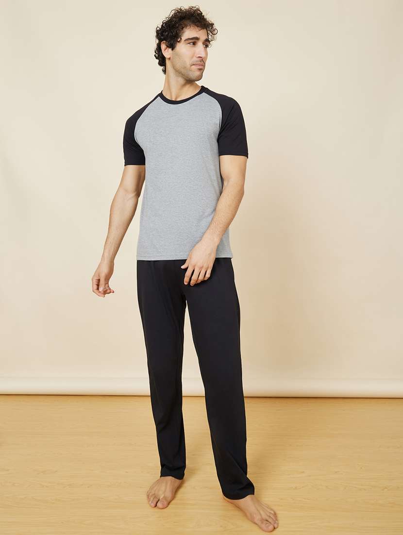 men color block round neck sleepwear top bottom set  - 22398010 -  Standard Image - 3