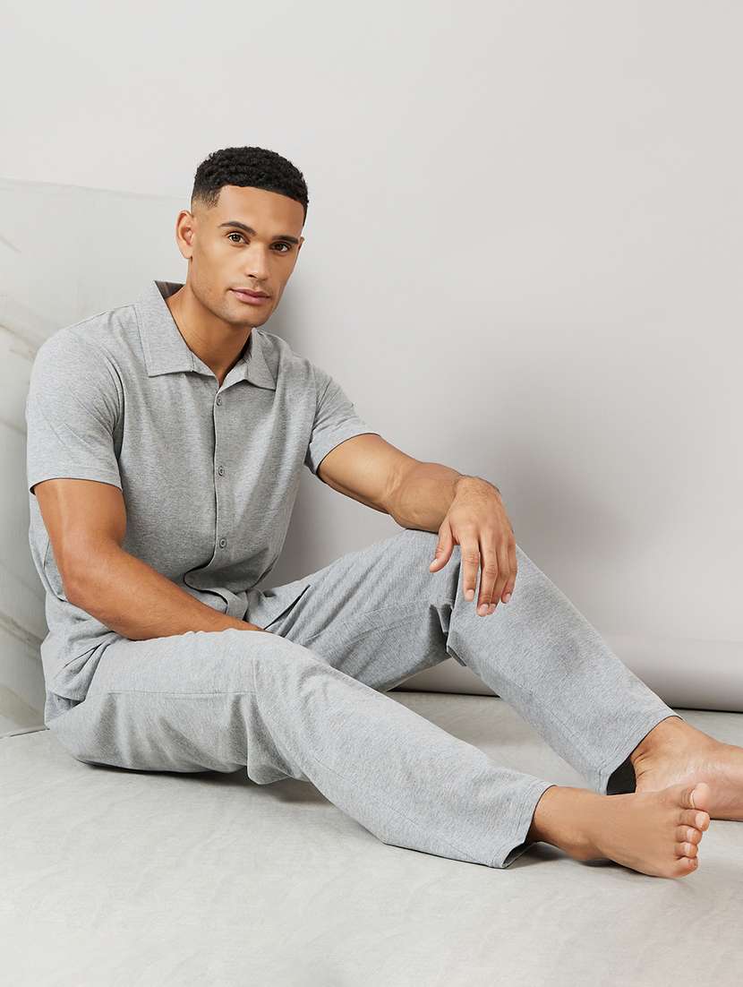 men solid short sleeve sleepwear top bottom set  - 22398011 -  Standard Image - 5