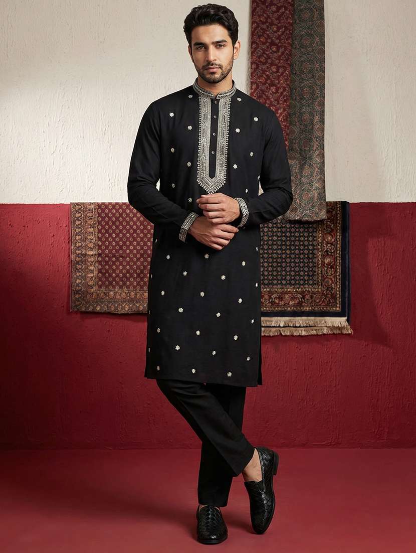 men solid with work mandarin neck kurta pyjama set
