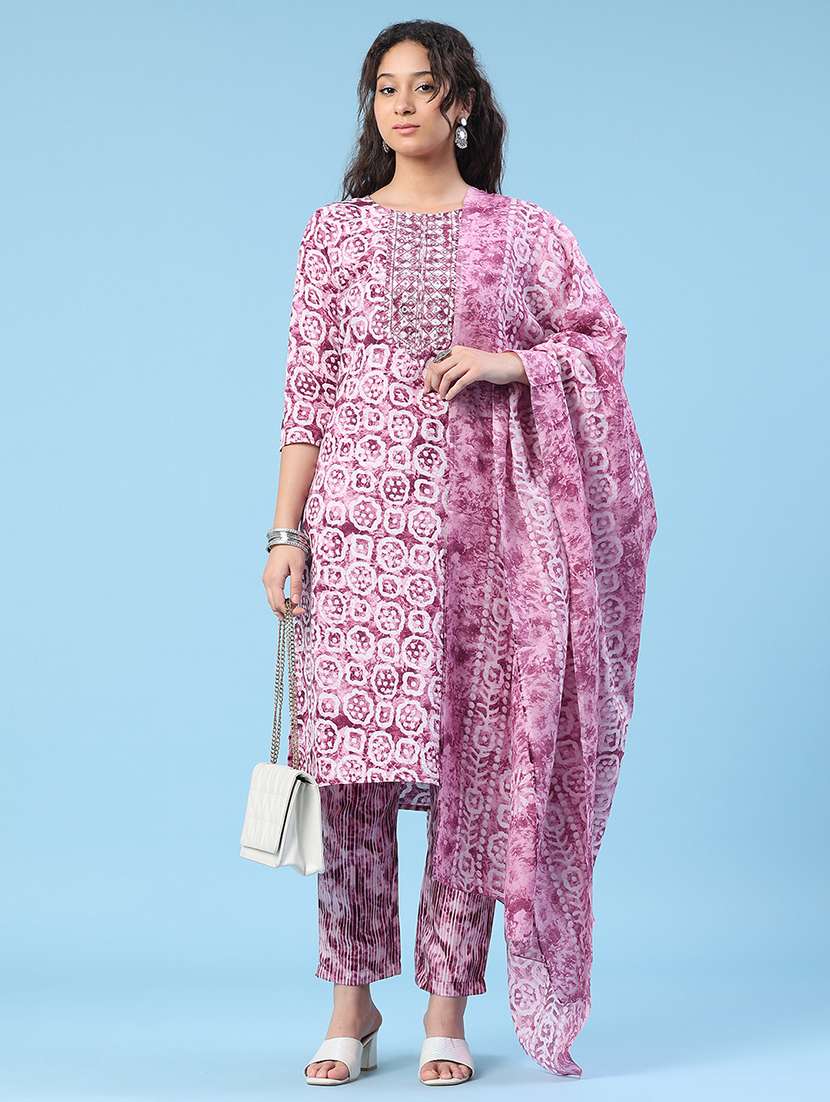 women printed three quarter sleeve kurta pant with dupatta set - 22399564 -  Standard Image - 5