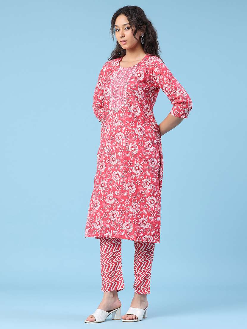 women printed three quarter sleeve kurta pant with dupatta set - 22399575 -  Standard Image - 3