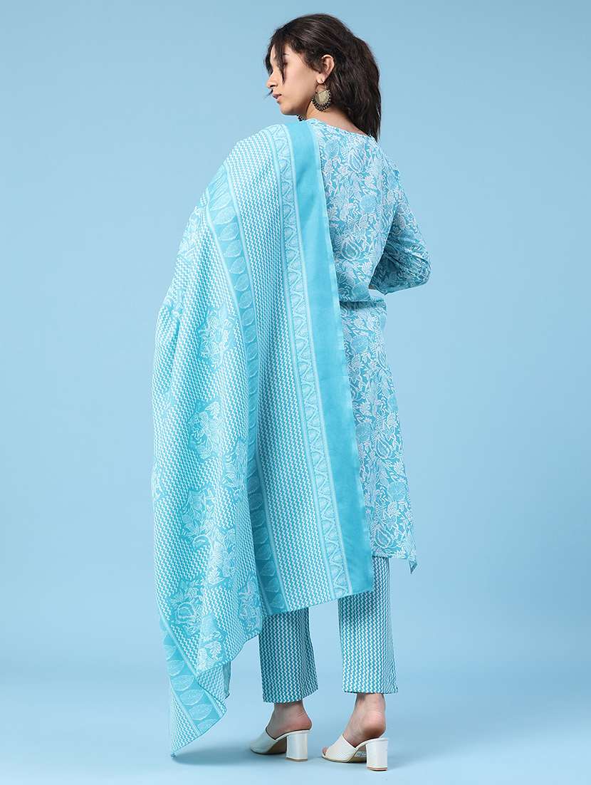 women printed three quarter sleeve kurta pant with dupatta set - 22399580 -  Standard Image - 3