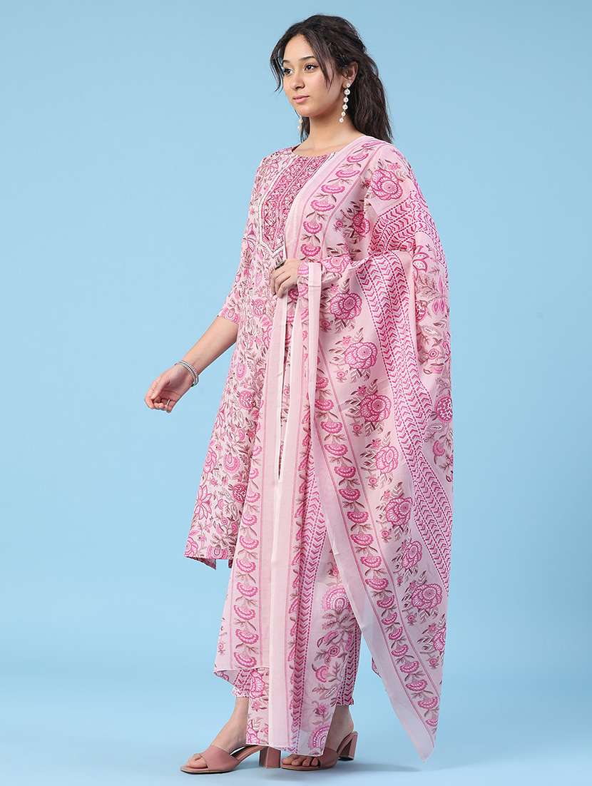 women printed three quarter sleeve kurta pant with dupatta set - 22399581 -  Standard Image - 3