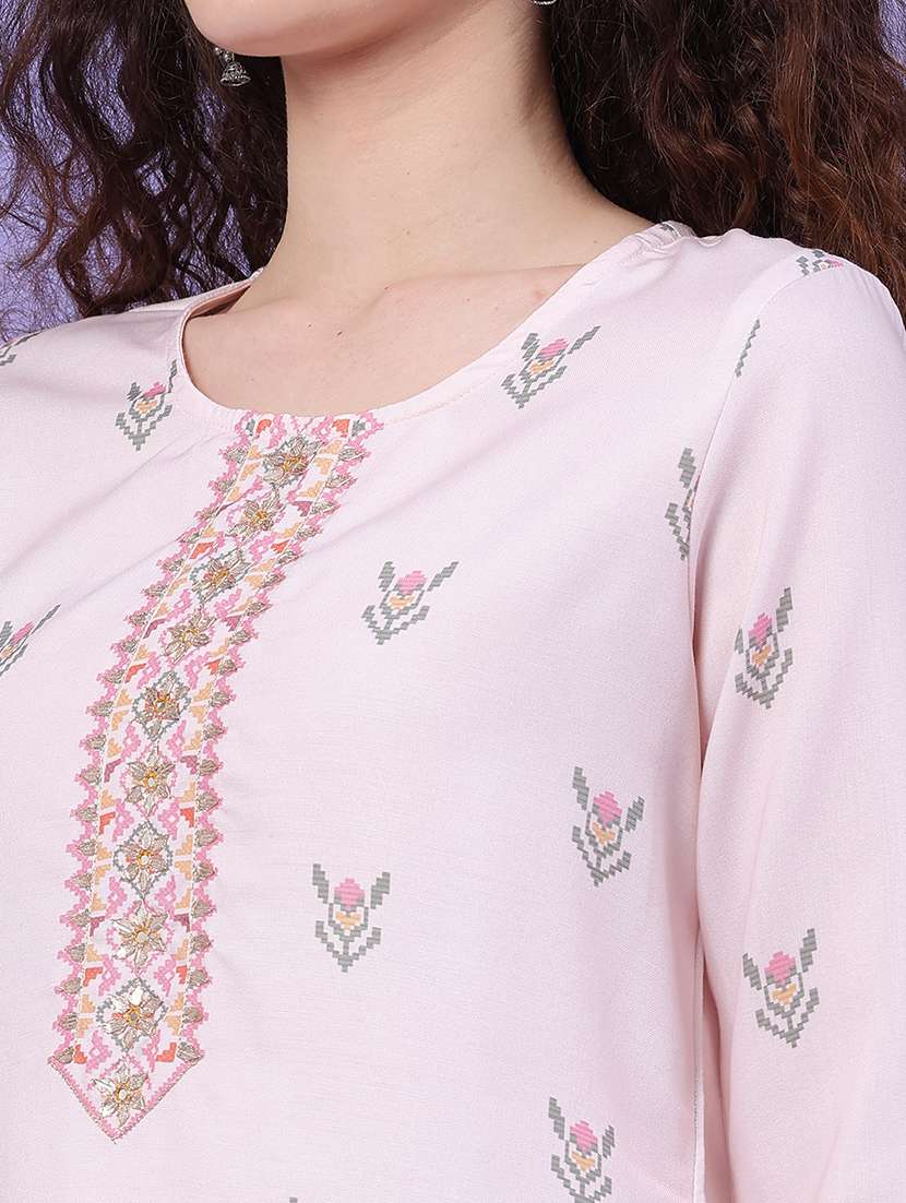 women printed three quarter sleeve kurta pant with dupatta set - 22399582 -  Standard Image - 5