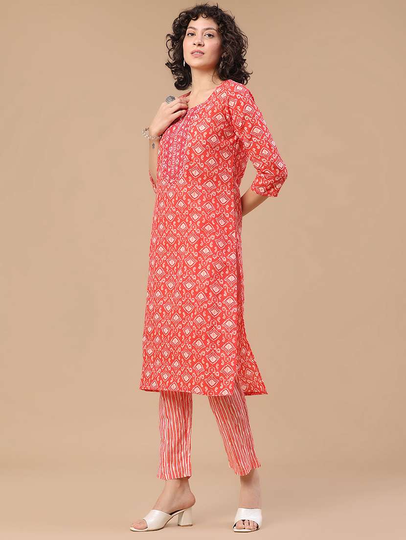 women printed three quarter sleeve kurta pant with dupatta set - 22399594 -  Standard Image - 3