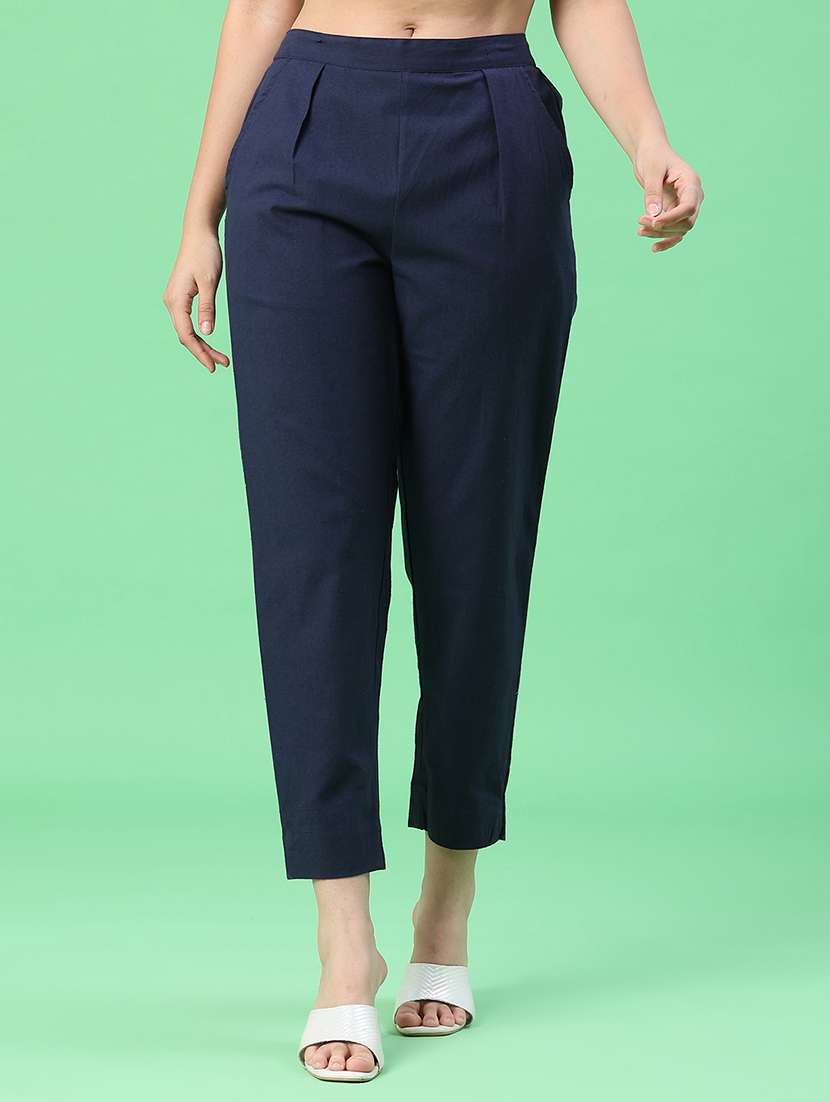 women solid mid rise tapered pant