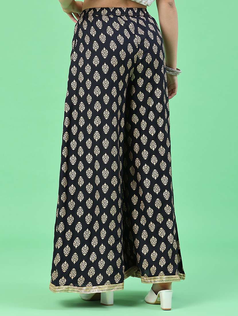 women printed mid rise flared palazzo - 22400626 -  Standard Image - 5