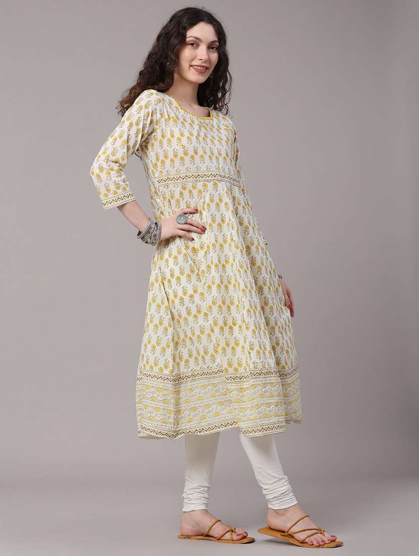 women printed three quarter sleeves flared kurta - 22400662 -  Standard Image - 3