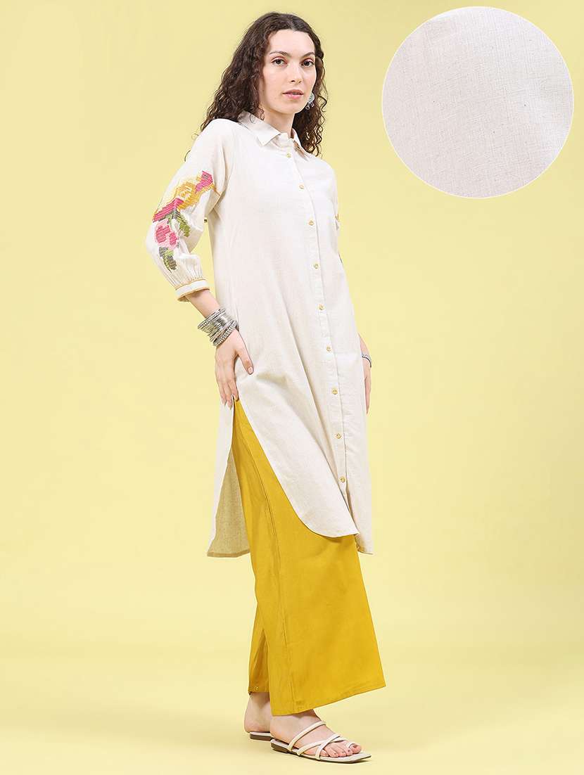 Women Embroidered Three Quarter Sleeve Straight Kurta - 22400669 -  Standard Image - 3