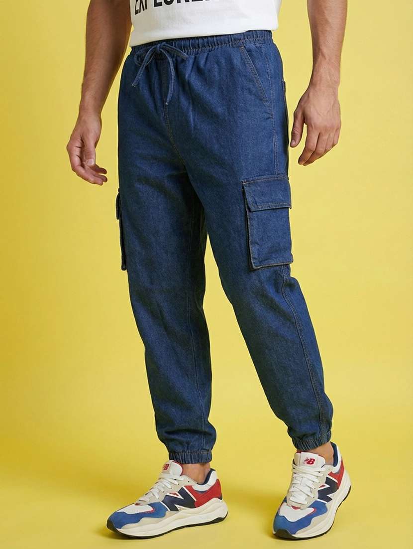 men solid high rise regular fit jogger