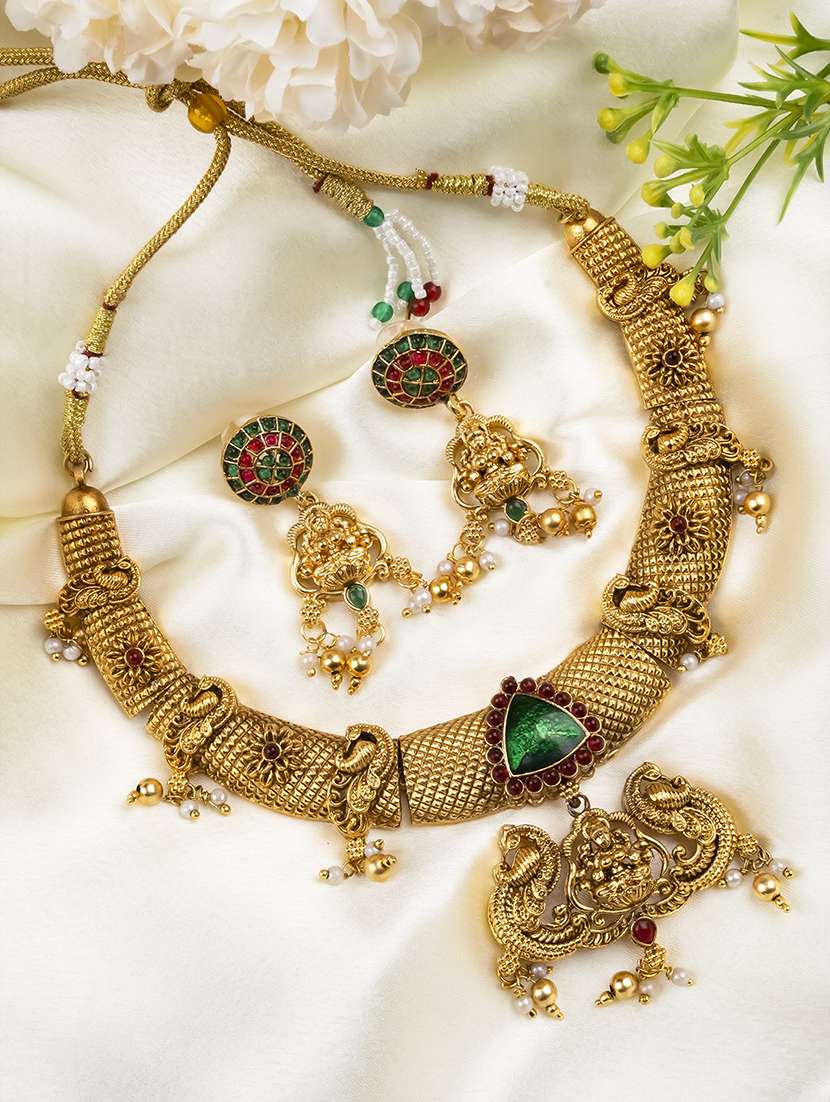 women traditional temple green necklace set